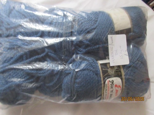 Emu knitting yarn - emu,