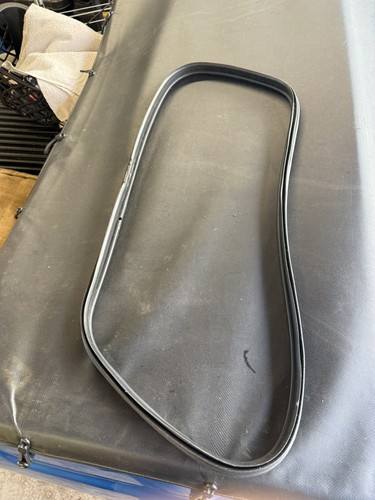 Fiesta mk3 sunroof seal - fiesta, mk3.5
