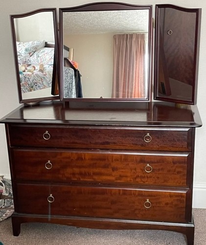 Stag minstrel drawer - stag, wide