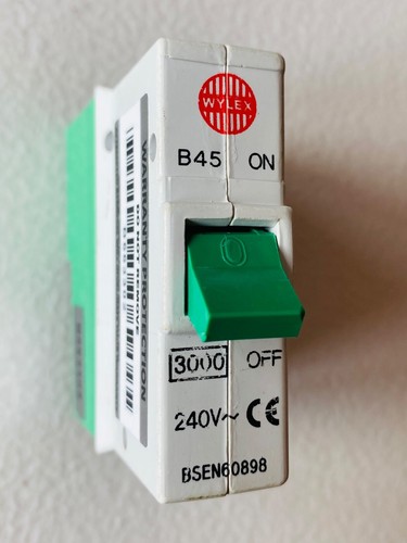 Wylex 45a type push plug - type, b