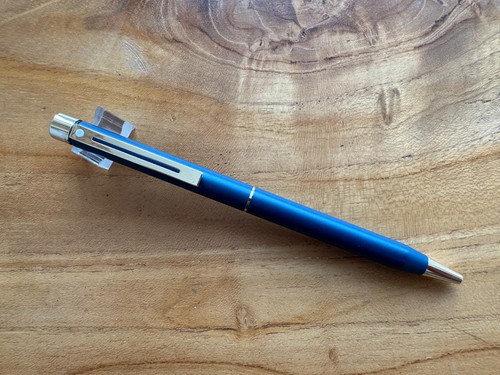 Sheaffer targa 1054 matte blue - targa,