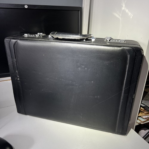Attache black briefcase - ,