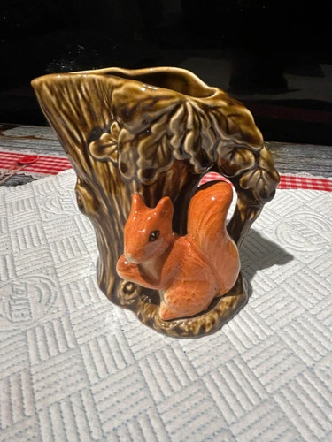 Vintage sylvac squirrel - , vase