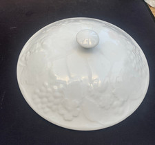 Round White WEDGWOOD Strawberry & Vine Tureen  Replacement Lid