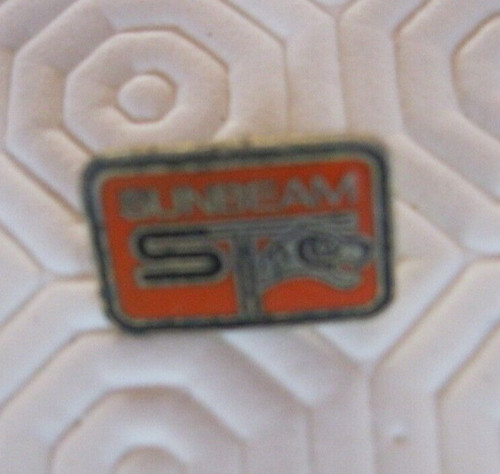 Sunbeam tiger lapel badge - tiger,