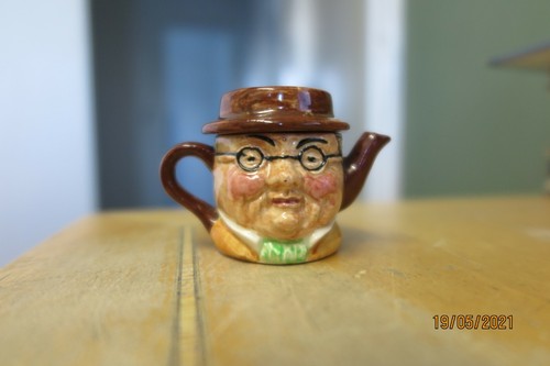 Wonderful vintage miniture - wonderful,