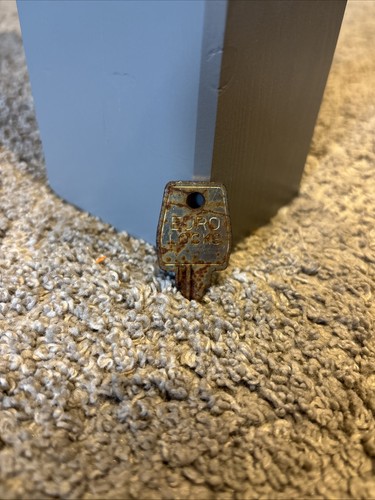 Metal key - metal, (unknown