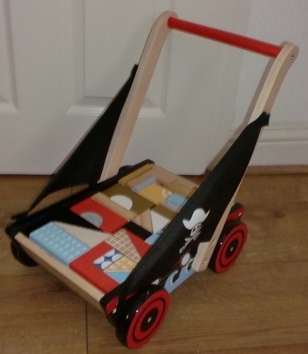 Childrens pirate ship push - pirate,