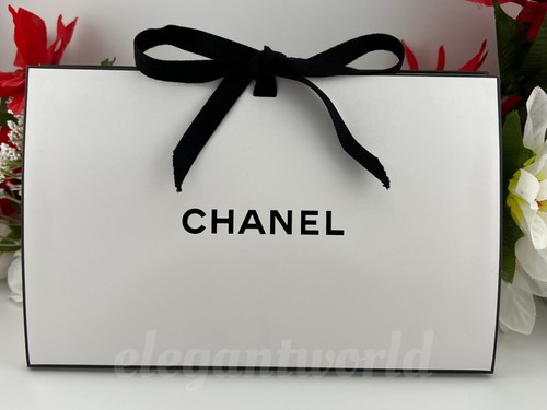 Chanel origami signature gift - origami,