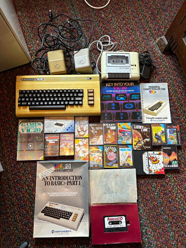 Commodore vic computer - commodore,