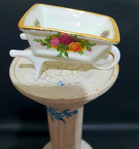 Royal albert old - royal,