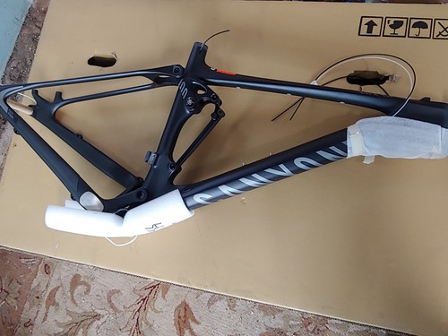 2018 canyon lux frame - lux,