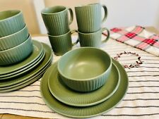 VISSEL DINNER SET FOR 4 - 16 PIECE STONEWARE TABLEWARE - MATTE SACRAMENTO GREEN