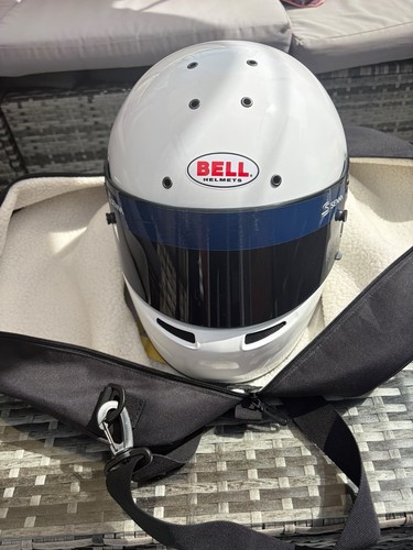 Bell helmet - bell, bag)