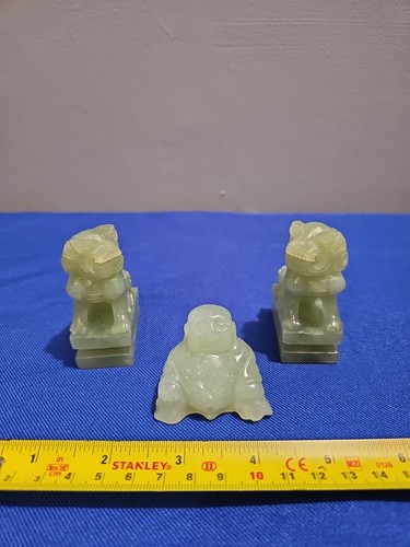 Jade foo dog - dog, hand