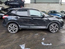 nissan qashqai 2013 Breaking