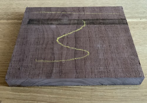 1kg walnut hardwood offcut - 1kg,