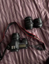 I am selling a Canon 5D Mark