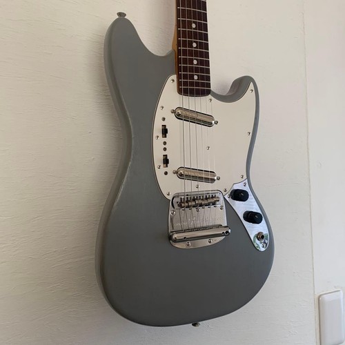Fender mij mustang mg65 - mij,
