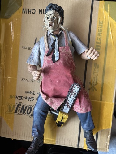Mezzo leatherface action - leatherface,