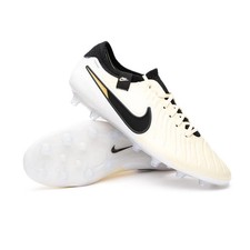 UK 12 - Nike Tiempo Legend 10
