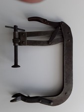 VINTAGE CAR VALVE SPRING