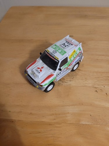 Delprado mitsubishi - 1/43,