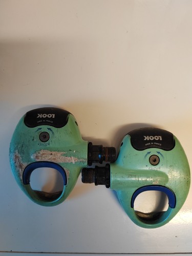Look clipless road bike - clipless, pedals