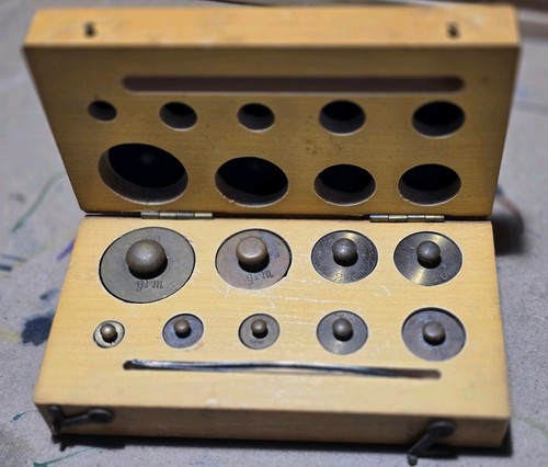 Antique apothecary weights set - apothecary,