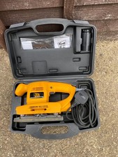 JCB JCBD-TSS Orbital Finishing Sander 135w 240v including Case