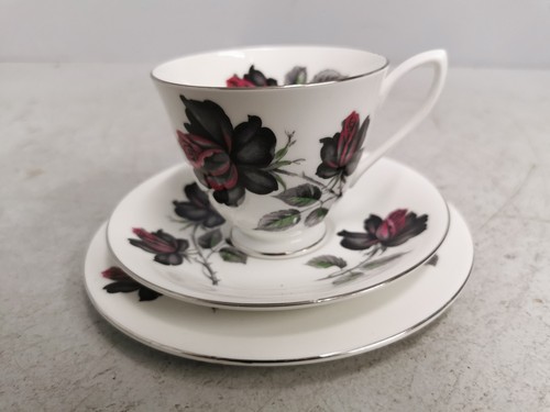 Royal albert england - royal,