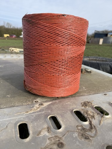 Bale twine - bale,