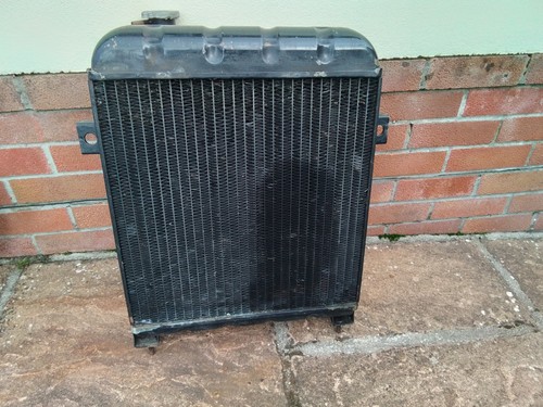 Daimler 250 radiator - 250,