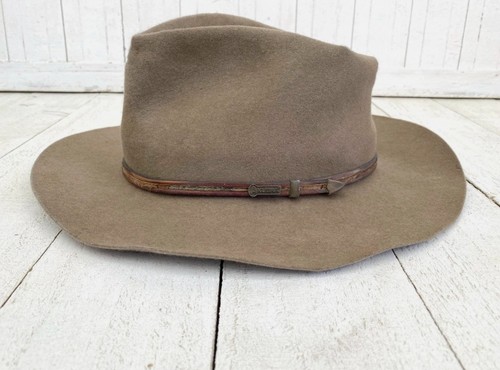 Vintage akubra felt hat - vintage,