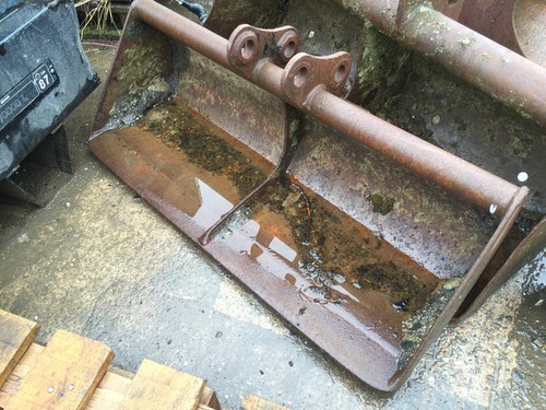 3ft ditching grading - ditching/grading, bucket