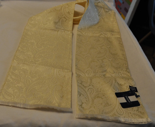 Duchamp cream silk - , paisley