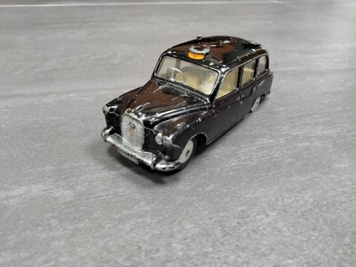 Corgi toys 418 austin - corgi,