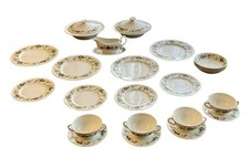 ROYAL DOULTON LARCHMONT 26