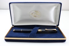 Vintage L'Plume Lacquered Dark