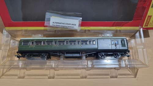 Hornby r4300a dark olive - hornby,