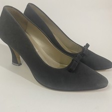 1970's Navy Suede Heeled Shoes-Vintage Bow Detail UK Size 4.5