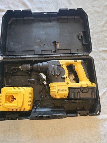 Dewalt dc213 xrp 18v sds - 18v,