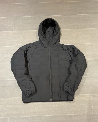 Uniqlo pufftech black jacket - pufftech,