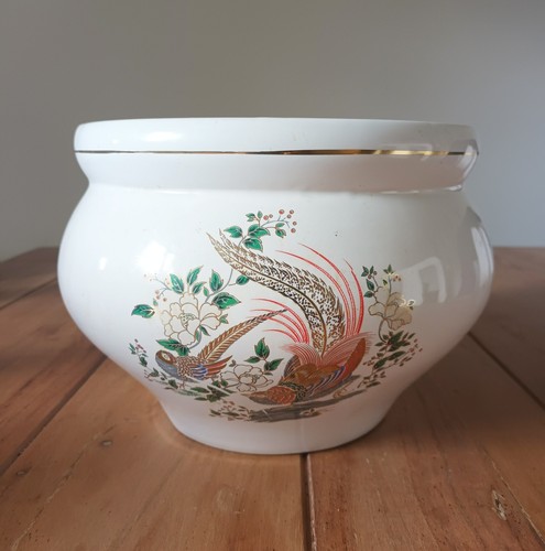 Large oriental fishbowl