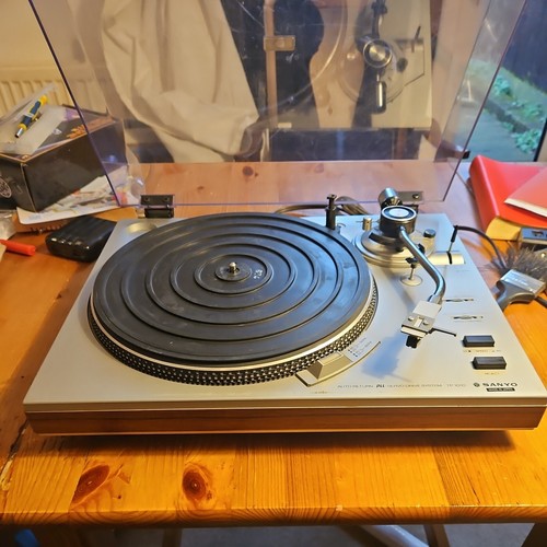 Sanyo turntable 1010 - turntable, tp
