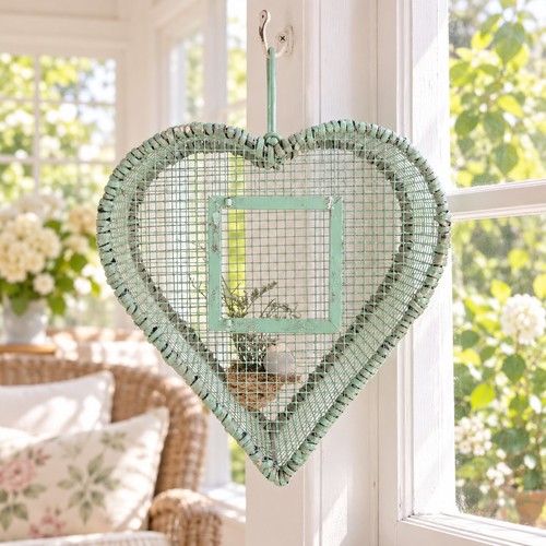 Vtg heart shaped wire - heart,
