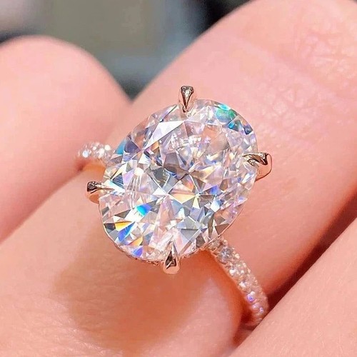 5ct oval cut - real, moissanite
