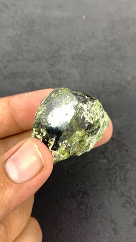 Natural green garnet rough - natural,