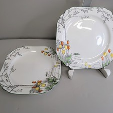 Pair of Heathcote China 6.5" Side Plates Tulip Design – 1930s – Made in England