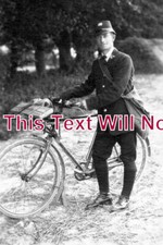 WI 1645 - Marlborough Postman